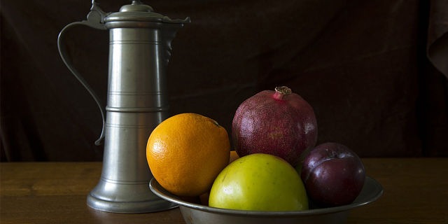 Contenitori in peltro ben puliti e igienizzati