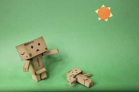 Immagine di omini di cartone con sintomi provocati dalla calura