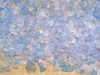 Gel di silice saturo con indicatore di umidità virante al blu