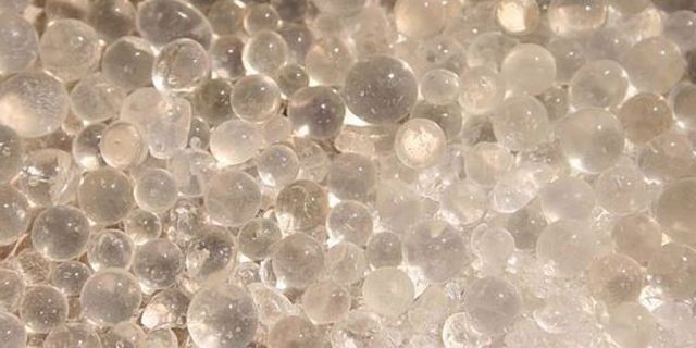 Cristalli sferici di gel di silice rigenerati