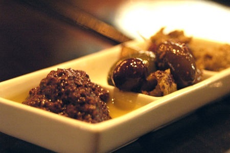 Come può essere presentata in tavola la crema di olive