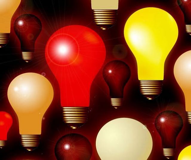 Lampadine colorate a rispoarmio energetico