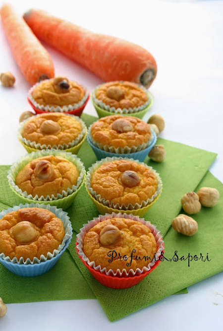 Mini-muffins salati alla senape con nocciole