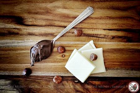 Nutella fatta in casa con ingredienti genuini e non di origine animale