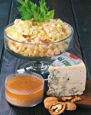 Sedano e gorgonzola in insalata