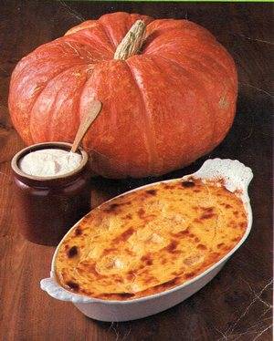 Zucca al gratin Zucca al gratin appena fatta nella pirofila