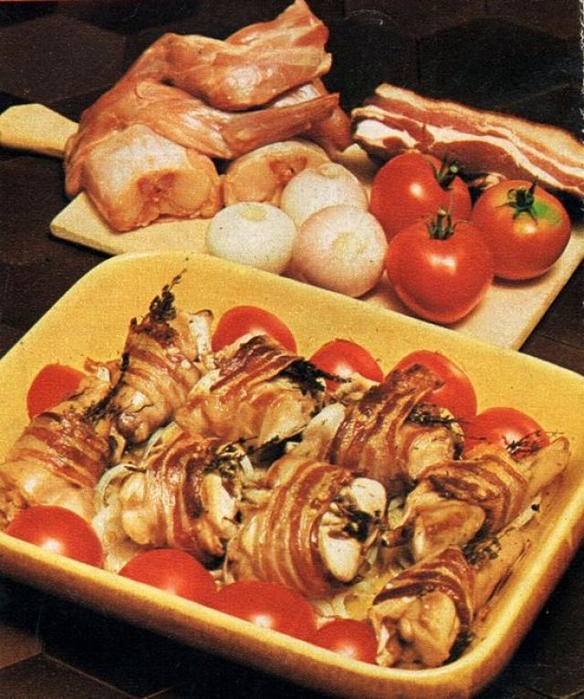 Involtini di coniglio con pancetta con gli ingredienti necessari alla sua preparazione