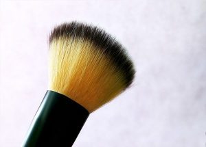 Pennello da fard ia setole morbide ideale per splovereare cappelli di paglia