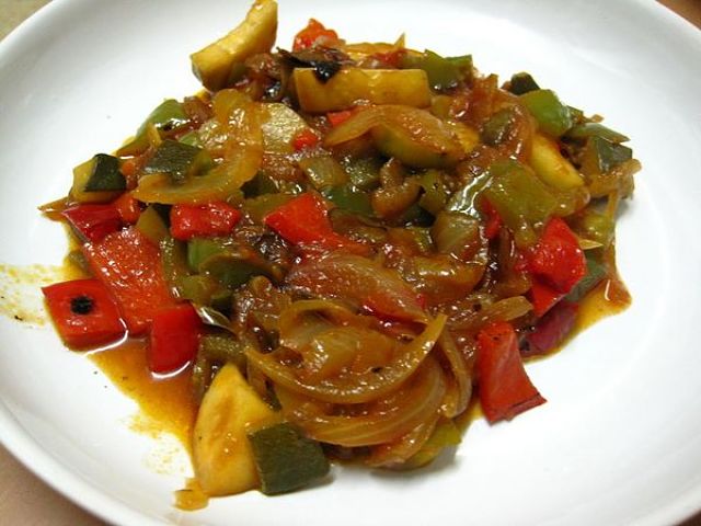 Invitante peperonata ai 3 colori come piace a me