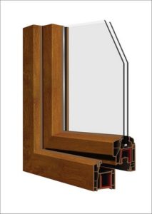 Doppio vetro montato su serramento per isolare termicamente un locale