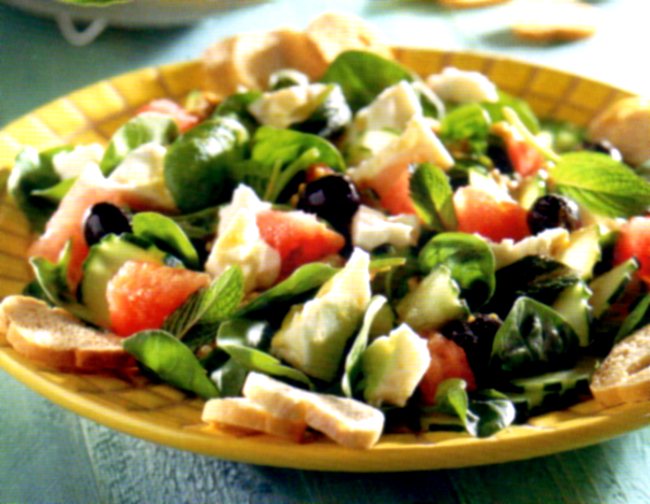 Insalata di spinaci novelli, feta e cocomero