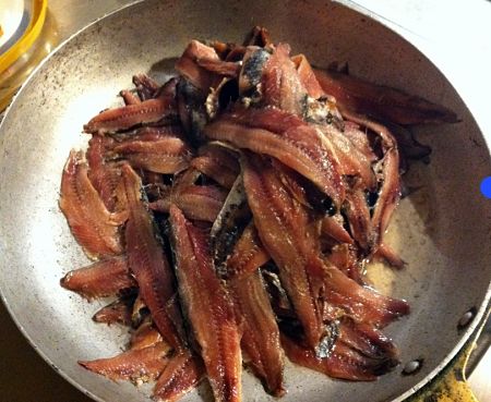 Acciughe salate pulite, lavate e scolate