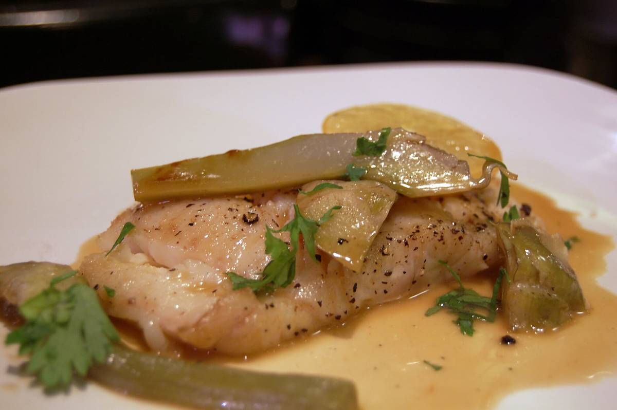 Merluzzo ai carciofi nel piatto