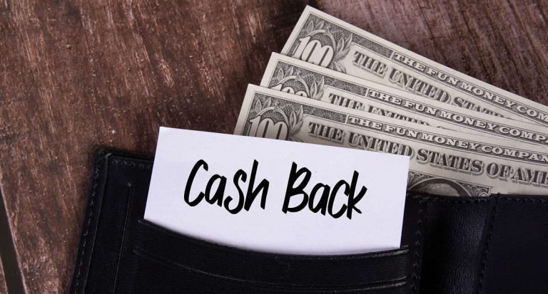 Soldi nel portafoglio risparmiati grazie al cashback