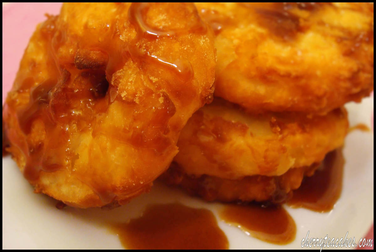 Frittelle di mele con sciroppo di sidro di mele