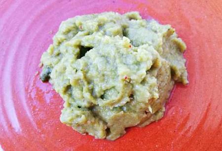 Pesto di scarti dei cavolfiore