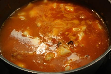 Cottura delle seppie e patate in umido