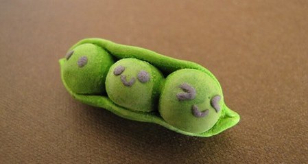 Pisello finto fatto in pasta di sale