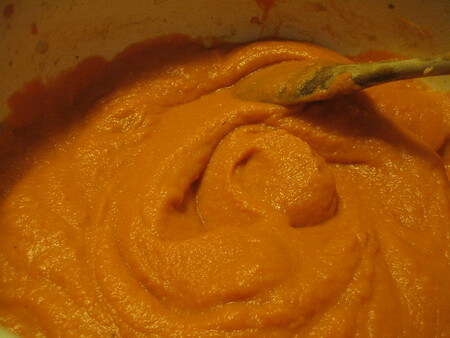 Come addensare la vellutata di carote e zenzero sul fuoco