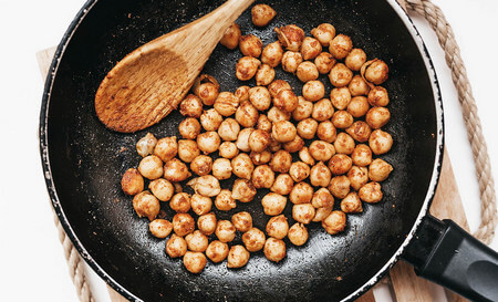 Ceci appena tostati in padella