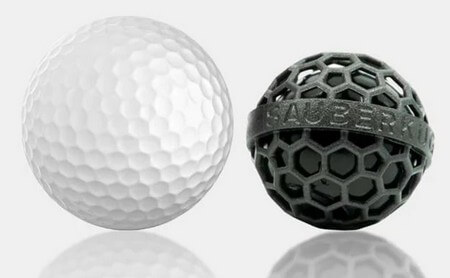 La pallina pulente Sauberkugel è più piccola di una pallina da golf