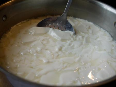 Prescinsêua raddensata rotta con la schiumarola