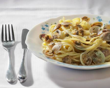 Trenette con vongole alla marinara