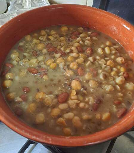 Aspetto della zuppa di cicci a fine cottura