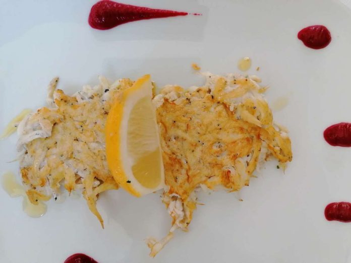 Rossetti alla piastra con fettina di limone