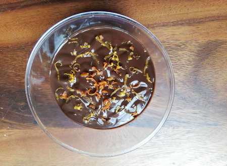 Crema al cioccolato e arance fatta senza glutine.