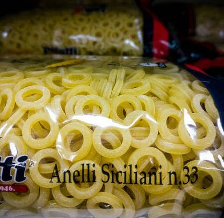 Anelletti siciliani confezionati in polipropilene trasparente 