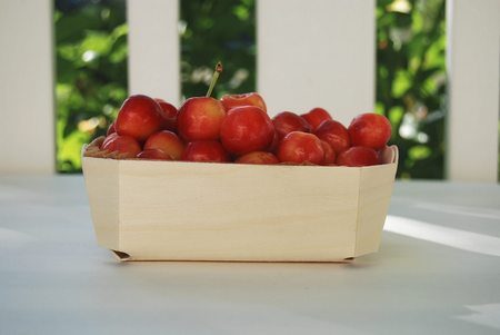 Ciliegie di varietà a polpa bianca succosa