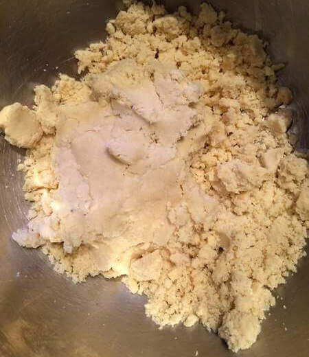 Lavorazione dell'impasto sabbioso per streusel